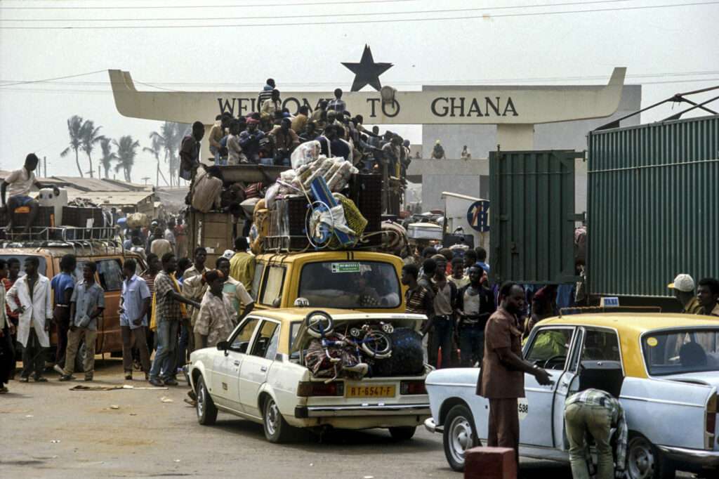 The TRUE STORY behind Nigeria's GHANA MUST GO & Ghana ALIEN COMPLIANCE ORDER